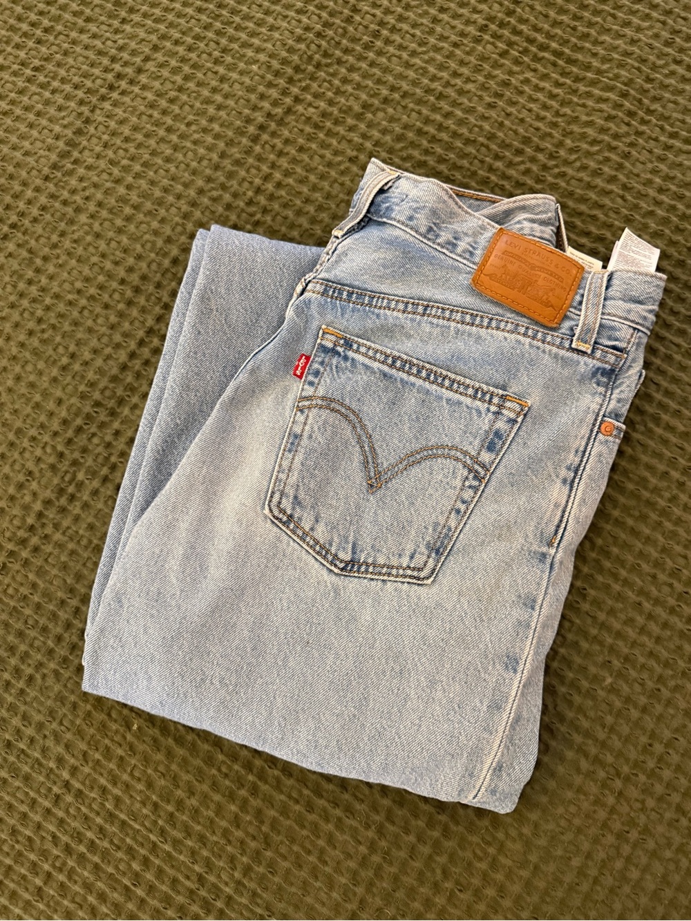 Levi's Ribcage Wide Leg Jeans